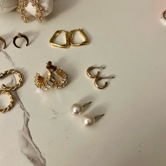 Gold Hoops & Pearl Earring Bundle - Picture 3 of 6